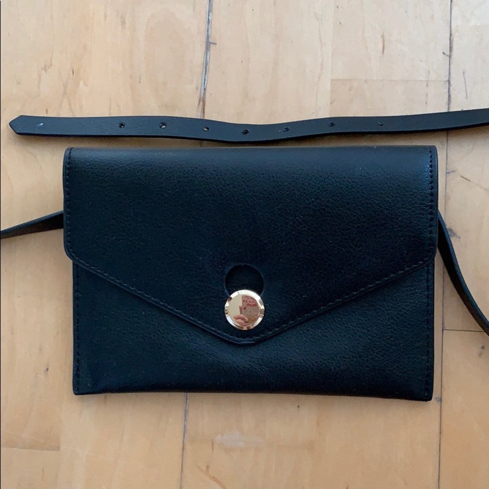 ZARA | Black Belt Bag
